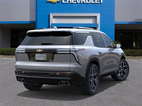 New 2026 Chevrolet Traverse High Country image 5