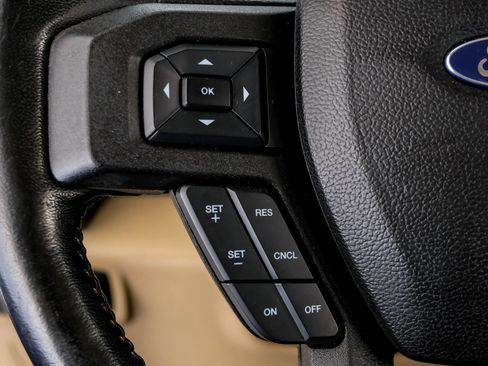 Used 2017 Ford F150 XLT w/ Equipment Group 302A Luxury image 14