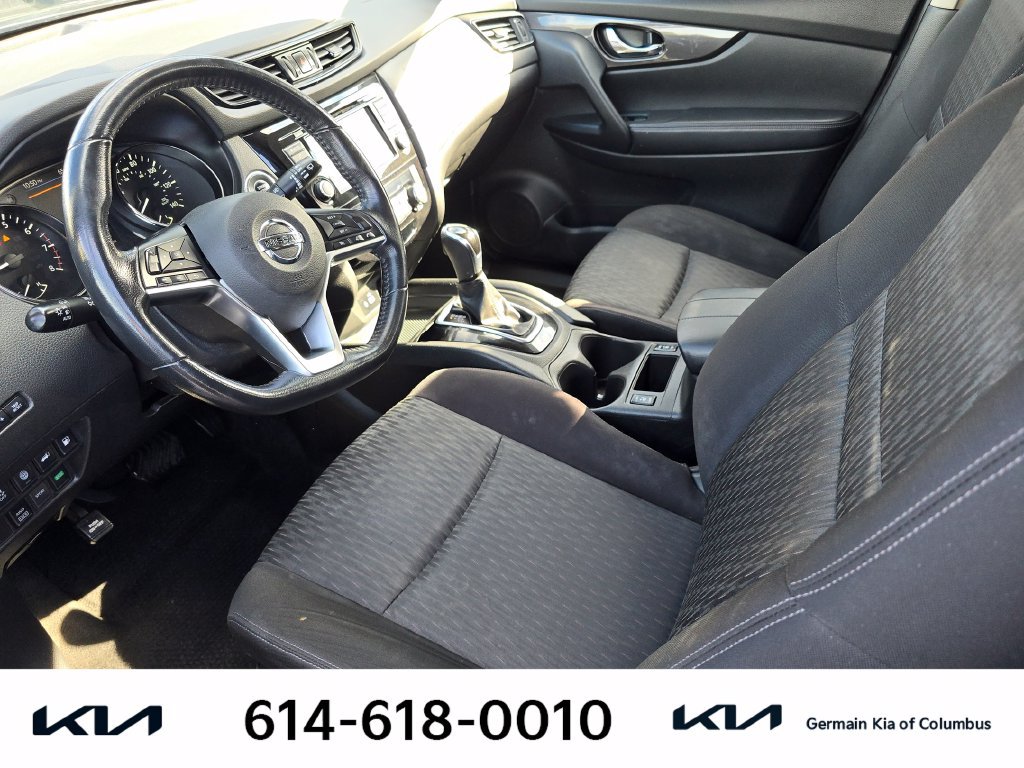 Used 2019 Nissan Rogue SV AWD/4WD image 17