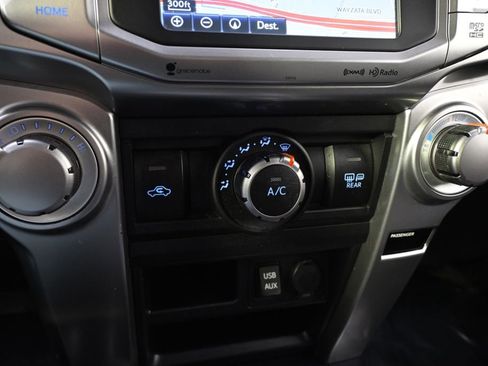 Used 2019 Toyota 4Runner SR5 Premium AWD/4WD image 32