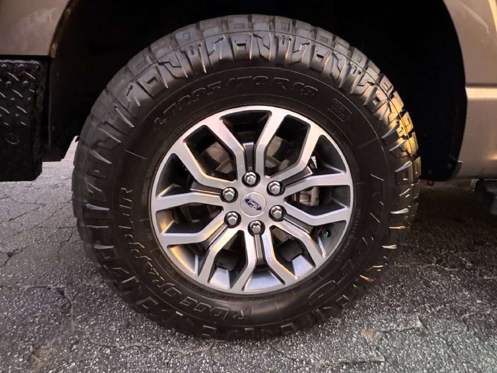Used 2021 Ford F150 Lariat AWD/4WD image 12