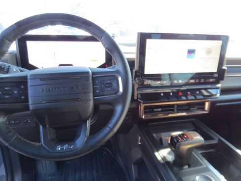 Used 2025 GMC Hummer EV 3X image 19