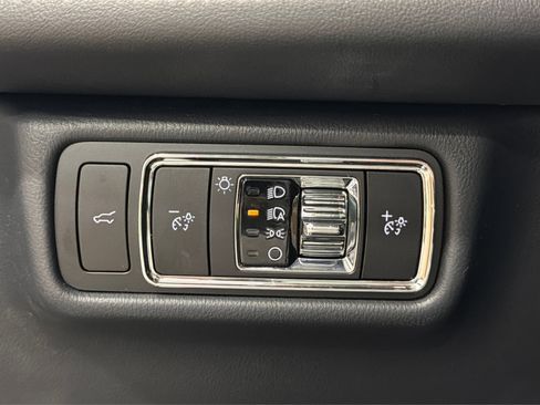 Used 2025 Lincoln Aviator AWD w/ Premium & Luxury Pkg image 21
