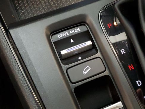 Certified 2023 Honda CR-V Sport image 31