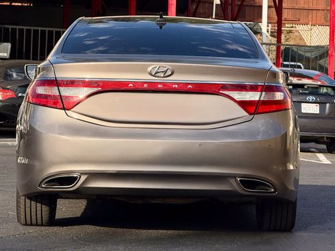 Used 2013 Hyundai Azera w/ Technology Pkg FWD image 8