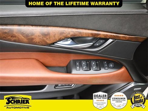 Used 2015 Cadillac Escalade Premium image 11