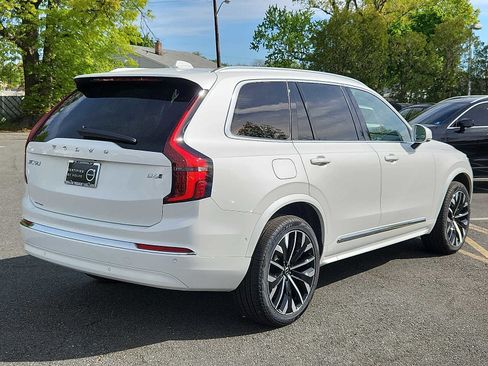 Used 2026 Volvo XC90 B6 Ultra w/ Protection Package AWD/4WD image 6