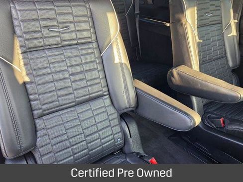 Used 2023 Cadillac Escalade ESV Sport Platinum w/ LPO, ONYX Package AWD/4WD image 19