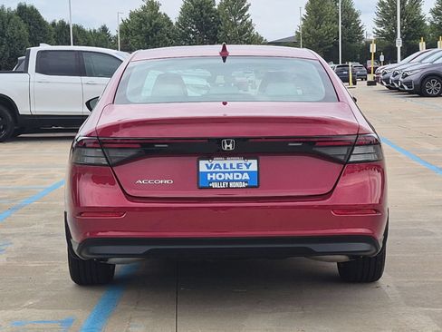 Used 2024 Honda Accord EX image 7
