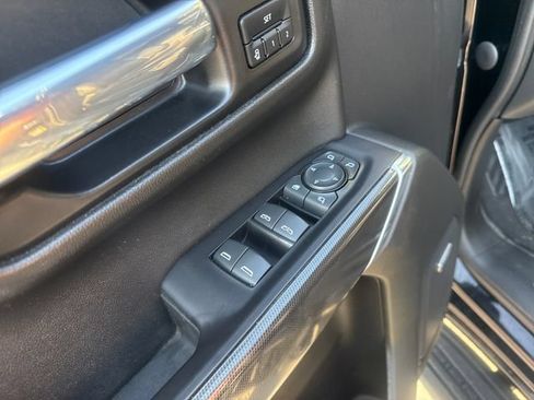 Used 2021 GMC Sierra 1500 AT4 w/ AT4 Value Package AWD/4WD image 10