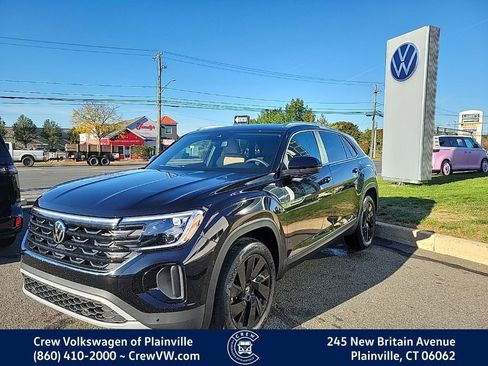 New 2026 Volkswagen Atlas Cross Sport SE image 22