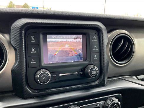 Used 2020 Jeep Gladiator Sport w/ Quick Order Package 24S image 26