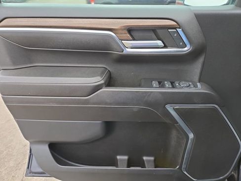 Used 2023 Chevrolet Silverado 1500 RST image 15