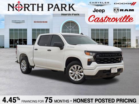 Used 2024 Chevrolet Silverado 1500 Custom image 1