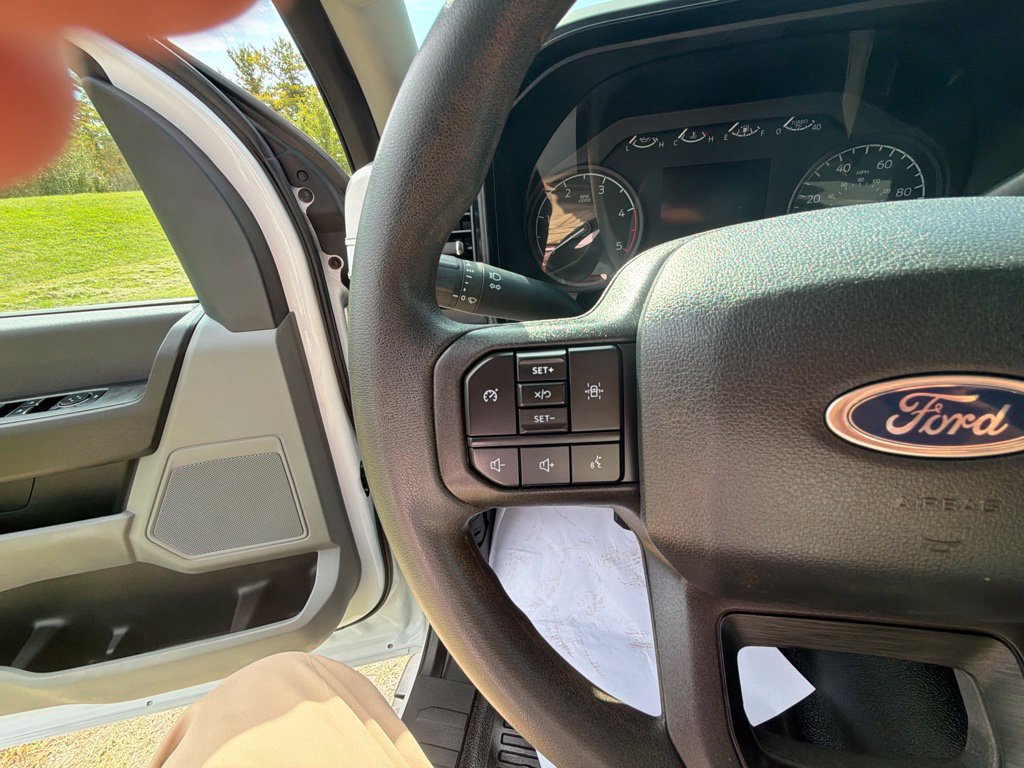 Used 2024 Ford F550 4x4 Crew Cab Super Duty image 31