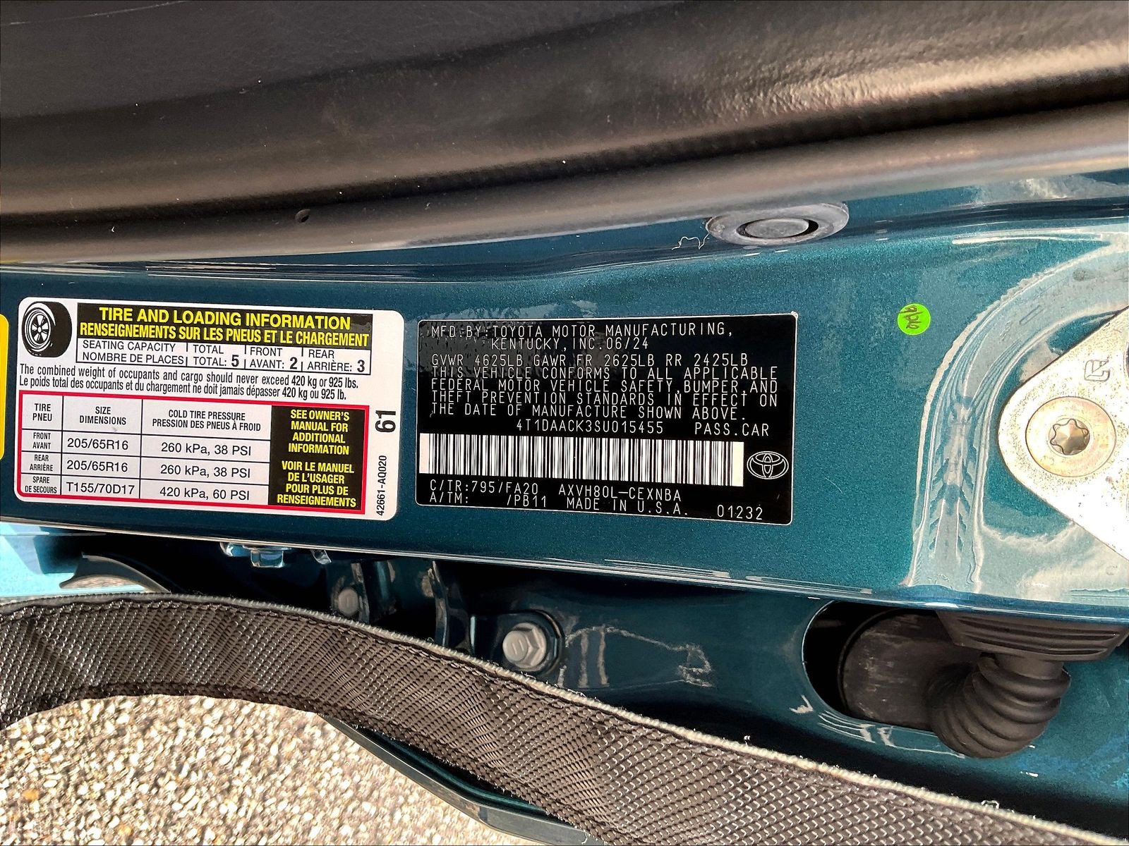 Used 2025 Toyota Camry LE FWD image 21