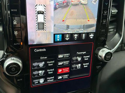 Used 2020 RAM 3500 Laramie image 16