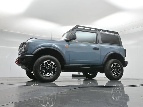 Certified 2022 Ford Bronco Badlands AWD/4WD image 8