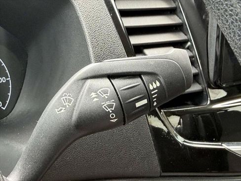 Used 2024 Ford Transit 350 XLT RWD image 27