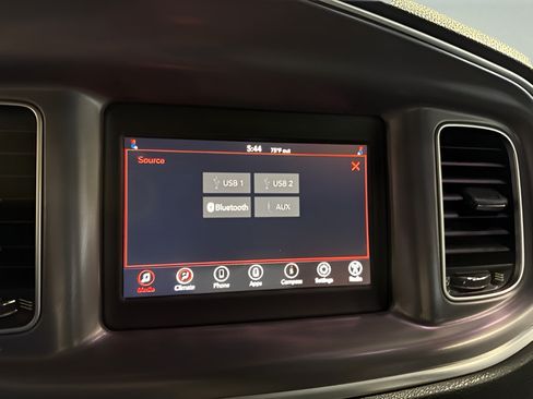 Used 2019 Dodge Charger SXT RWD image 20