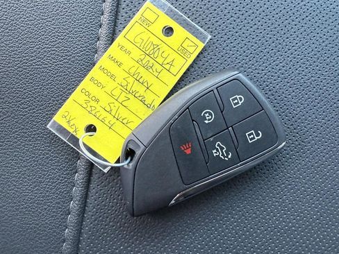 Used 2024 Chevrolet Silverado 1500 LTZ image 24