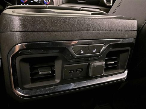 Used 2021 GMC Sierra 1500 AT4 w/ AT4 Premium Package AWD/4WD image 32