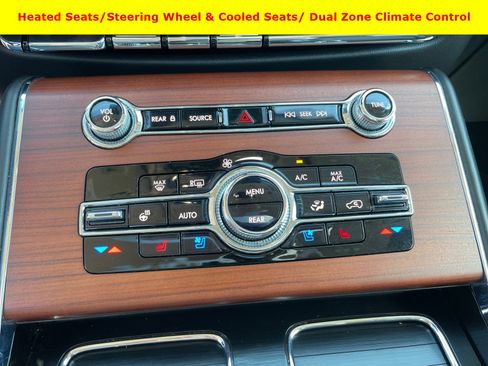 Used 2021 Lincoln Aviator Reserve w/ Equipment Group 201A AWD/4WD image 21