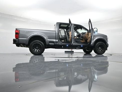 New 2025 Ford F250 XLT w/ Black Appearance Package image 47