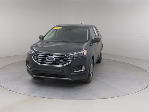 Certified 2022 Ford Edge SEL w/ Convenience Package image 9