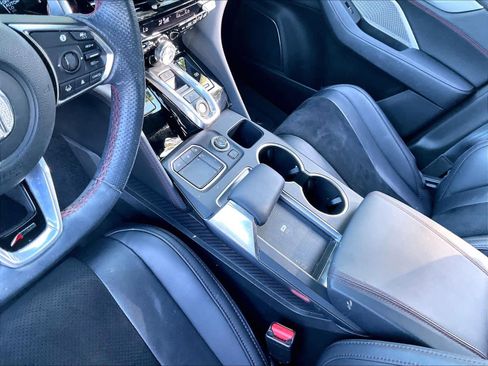 Used 2023 Acura MDX A-Spec image 19