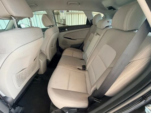 Used 2016 Hyundai Tucson Sport FWD image 21
