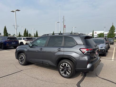 Certified 2026 Subaru Forester Premium AWD/4WD image 6