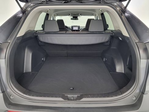 Used 2020 Toyota RAV4 XLE FWD image 28