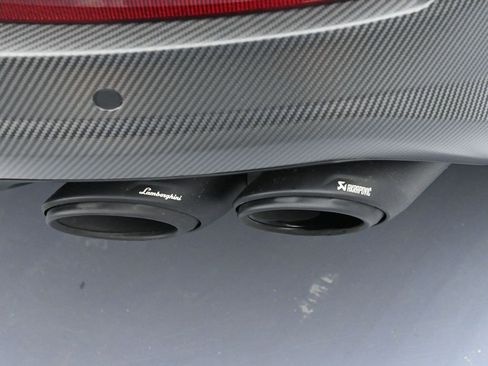 Used 2024 Lamborghini Urus Performante image 15