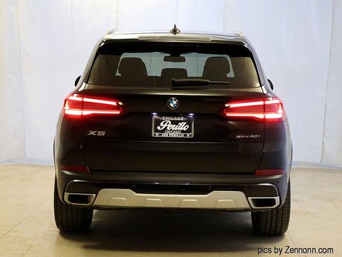 Used 2022 BMW X5 xDrive40i w/ Premium Package image 7