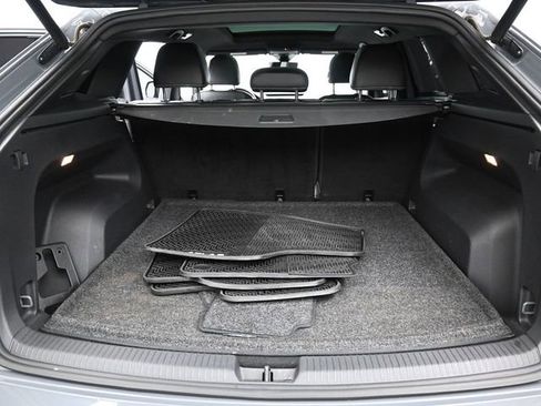 Used 2022 Volkswagen Atlas Cross Sport SEL Premium R-Line image 36