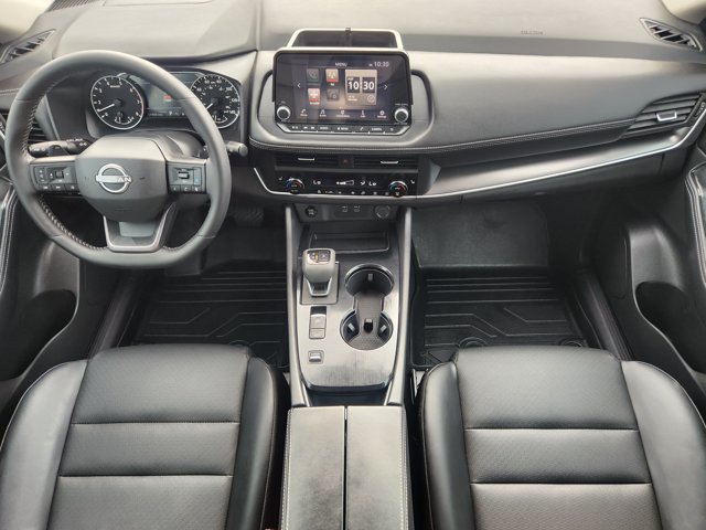 Used 2025 Nissan Rogue SV w/ SV Premium Package FWD image 26