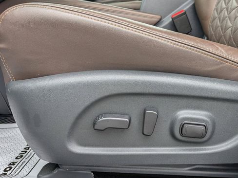 Used 2024 Nissan Murano Platinum AWD/4WD image 13