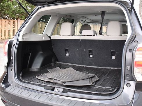 Used 2018 Subaru Forester 2.5i Premium image 7