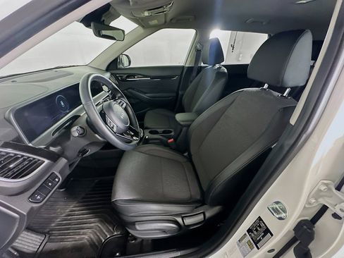 Used 2024 Kia Seltos S image 13