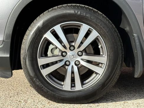 Used 2017 Honda Ridgeline RTS image 28