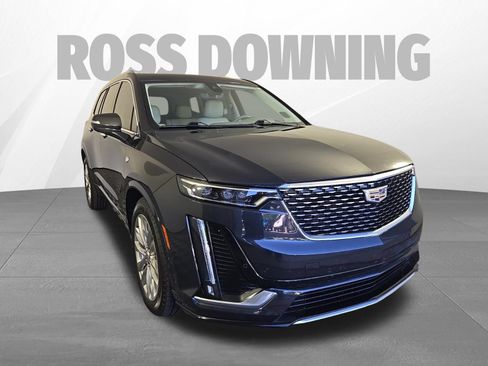 Used 2020 Cadillac XT6 Premium Luxury FWD image 3