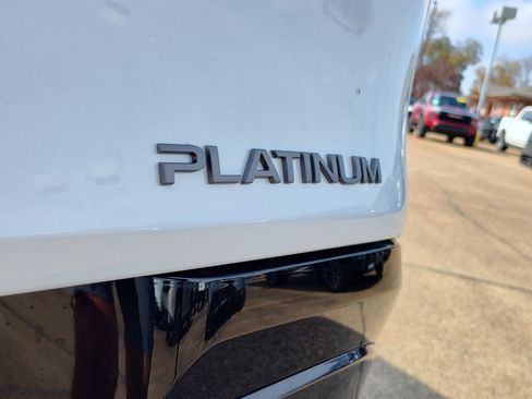 New 2026 Nissan Murano Platinum w/ Cargo Package image 4