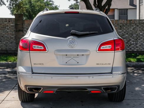 Used 2017 Buick Enclave Leather image 19