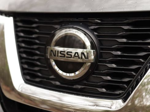 Used 2019 Nissan Rogue SL w/ Premium Package AWD/4WD image 35