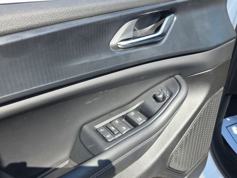 New 2026 Jeep Grand Cherokee Laredo AWD/4WD image 24