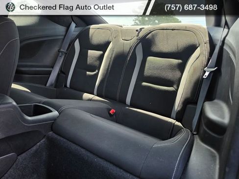 Used 2019 Chevrolet Camaro LT w/ Black Appearance Package RWD image 19