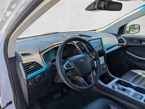 Used 2024 Ford Edge SEL AWD/4WD image 12