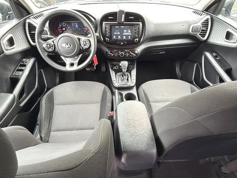 Used 2020 Kia Soul LX FWD image 29