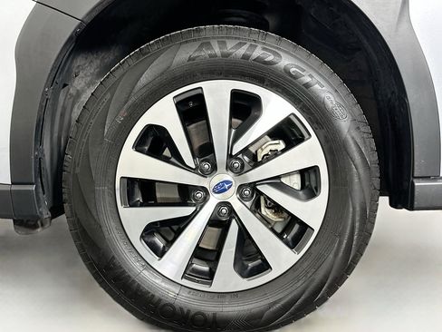 Used 2025 Subaru Outback image 11